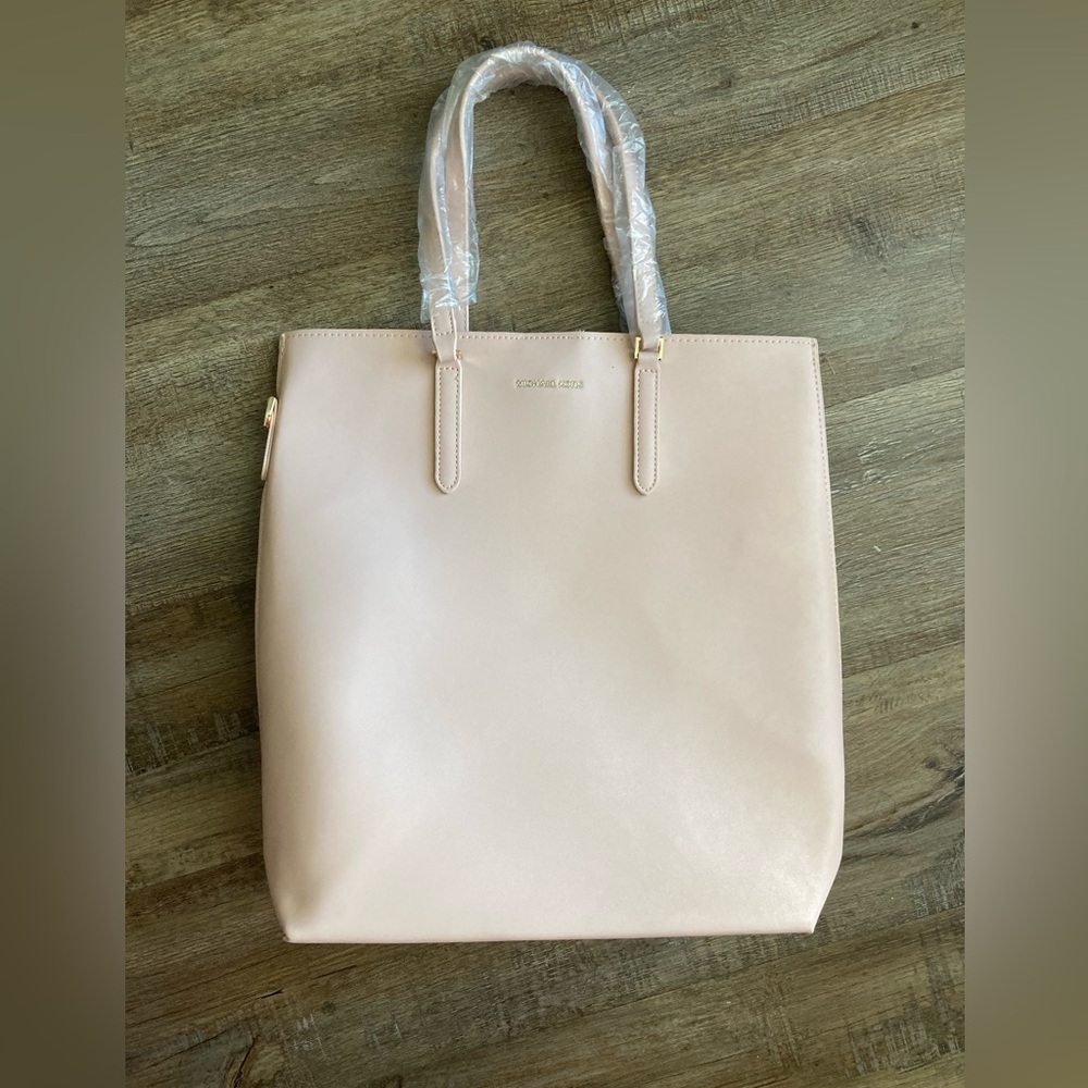 BRAND NEW MICHAEL KORS Dusty Pink Tote Bag